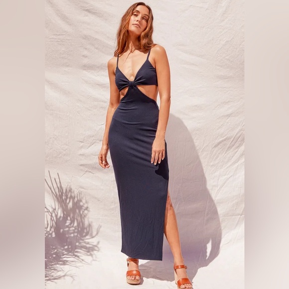 Lulus Dresses & Skirts - Lulus Dress NWT